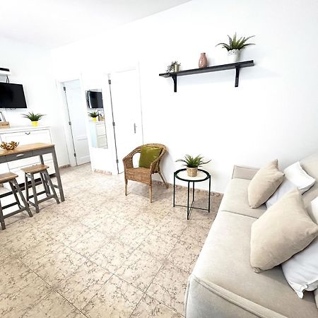 Mahostly Apartamento Comillas Pg Arrecife  Buitenkant foto