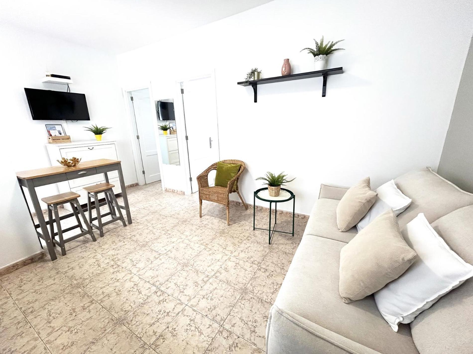 Mahostly Apartamento Comillas Pg Arrecife  Buitenkant foto